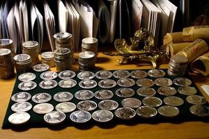 Как распознать фальшивую монету