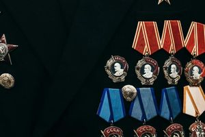 Как правильно хранить медали и ордена